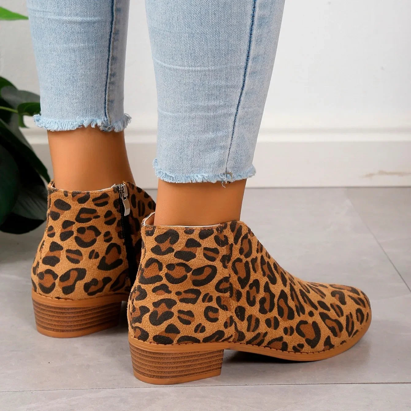 Damen Leoparden Stiefeletten mit Seitlichem Reißverschluss und Niedrigem Absatz™ – Stilvoller Komfort für jeden Tag