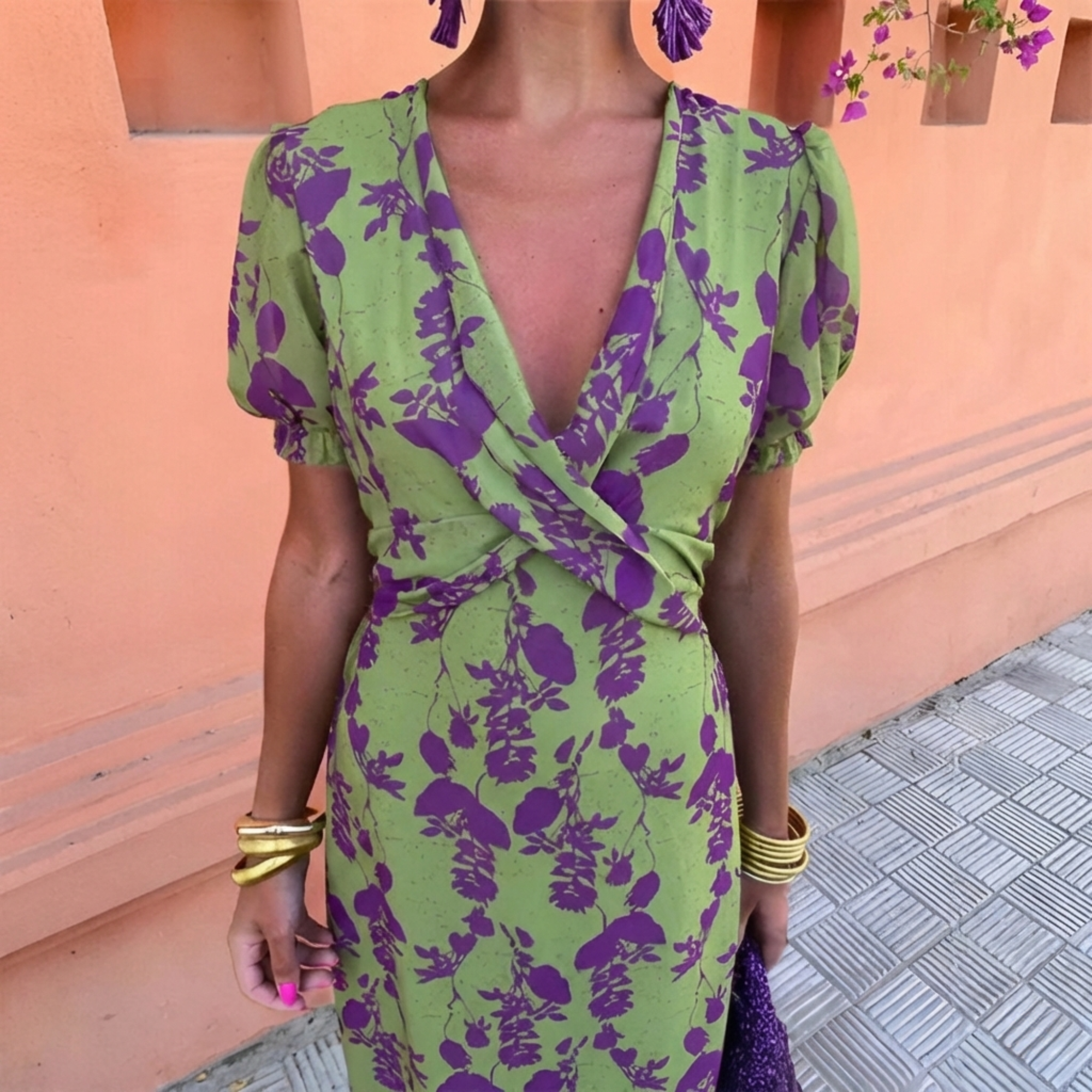 Women's Floral Midi Dress with Wrap V-Neck and Short Sleeves™ – Mühelose Eleganz für jeden Anlass