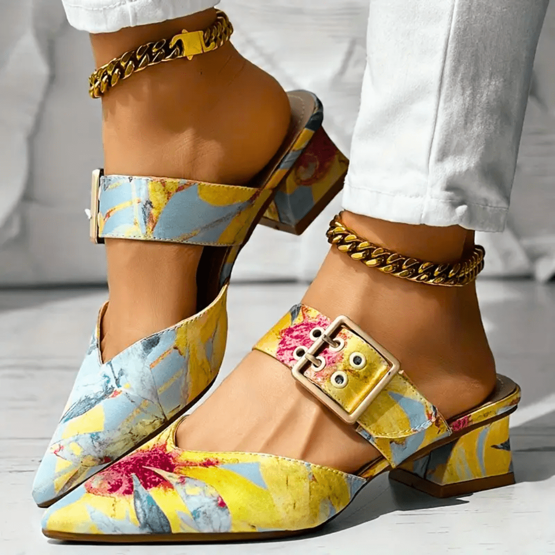 Women's Colorful Printed Heels with Strap and Block Heel™ – Kunstvolle Eleganz für stilvolle Auftritte