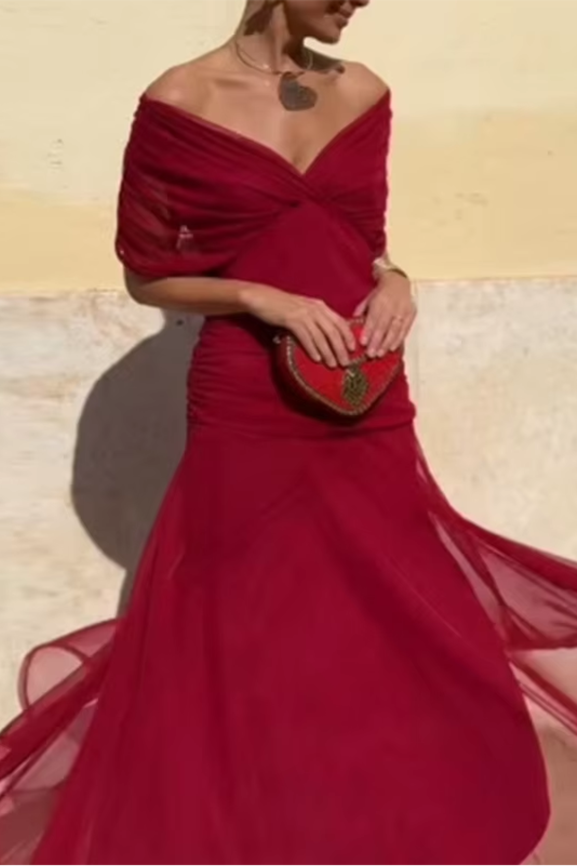 Women's Elegant V-Neck Maxi Dress with Pleated Waist™ – Zeitlose Eleganz mit schmeichelnder Silhouette