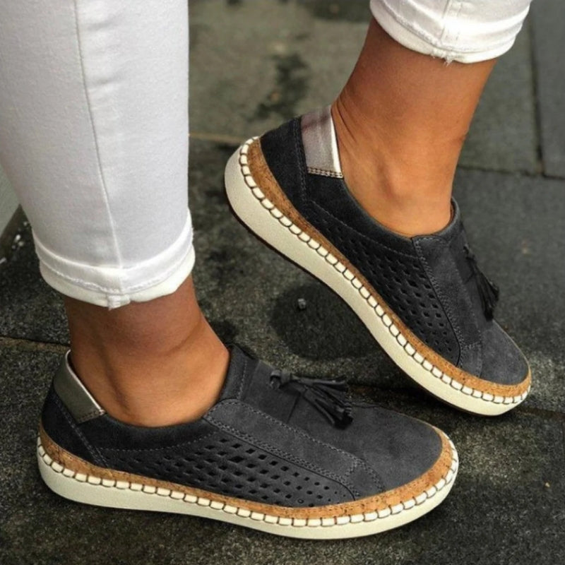 Damen Orthopädische Slip-On Sneakers mit atmungsaktivem Strick und Fußgewölbestütze™ – Ganztägiger Komfort für aktive Frauen