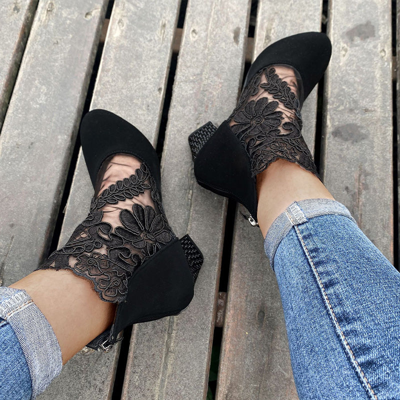 Women's Lace Panel Block Heel Ankle Orthopedic Boots™ – Eleganter Komfort für den ganzen Tag