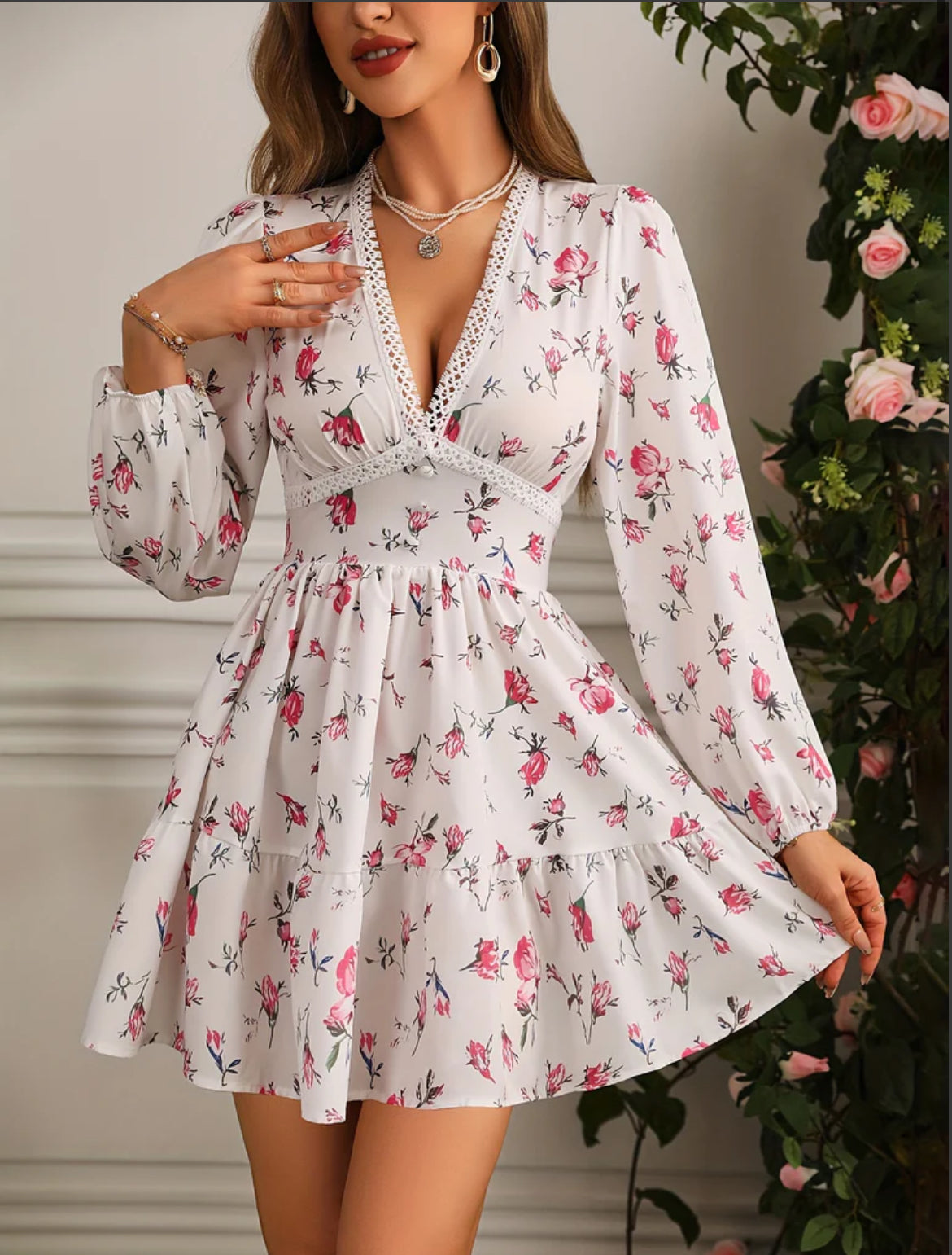 Floral Lace Trim Mini Dress™ – Romantisch-elegantes Design für mühelose Weiblichkeit
