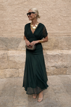 Women's Elegant V-Neck Maxi Dress with Pleated Waist™ – Zeitlose Eleganz mit schmeichelnder Silhouette
