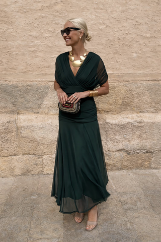 Women's Elegant V-Neck Maxi Dress with Pleated Waist™ – Zeitlose Eleganz mit schmeichelnder Silhouette