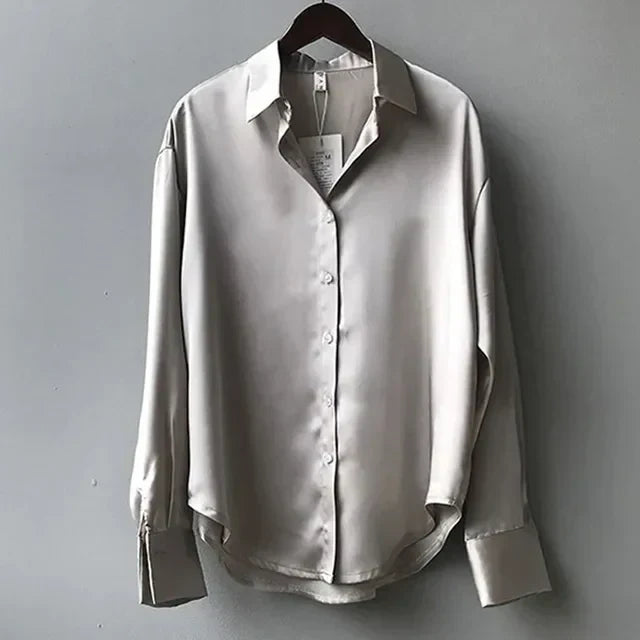Stella | Women's Long Sleeve Button Down Satin Blouses™ – Zeitlose Eleganz trifft luxuriösen Komfort