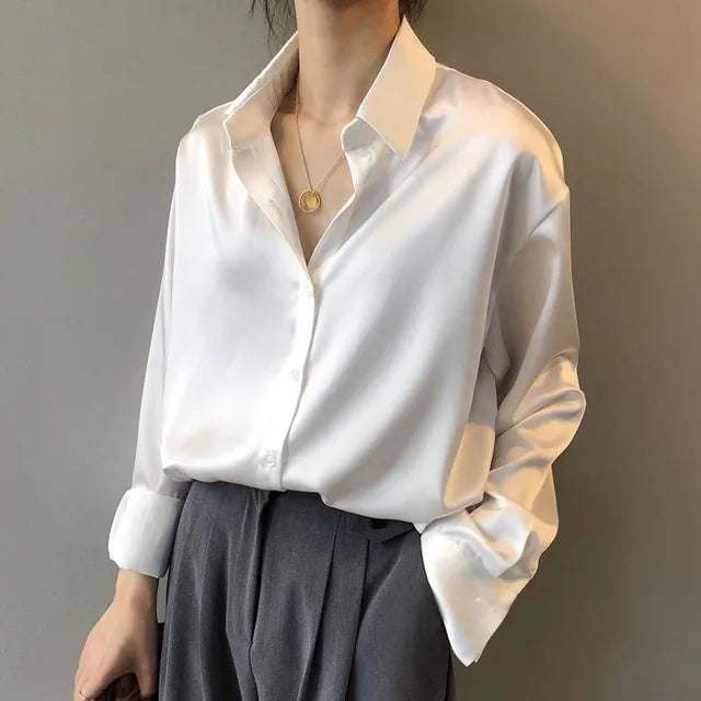 Stella | Women's Long Sleeve Button Down Satin Blouses™ – Zeitlose Eleganz trifft luxuriösen Komfort
