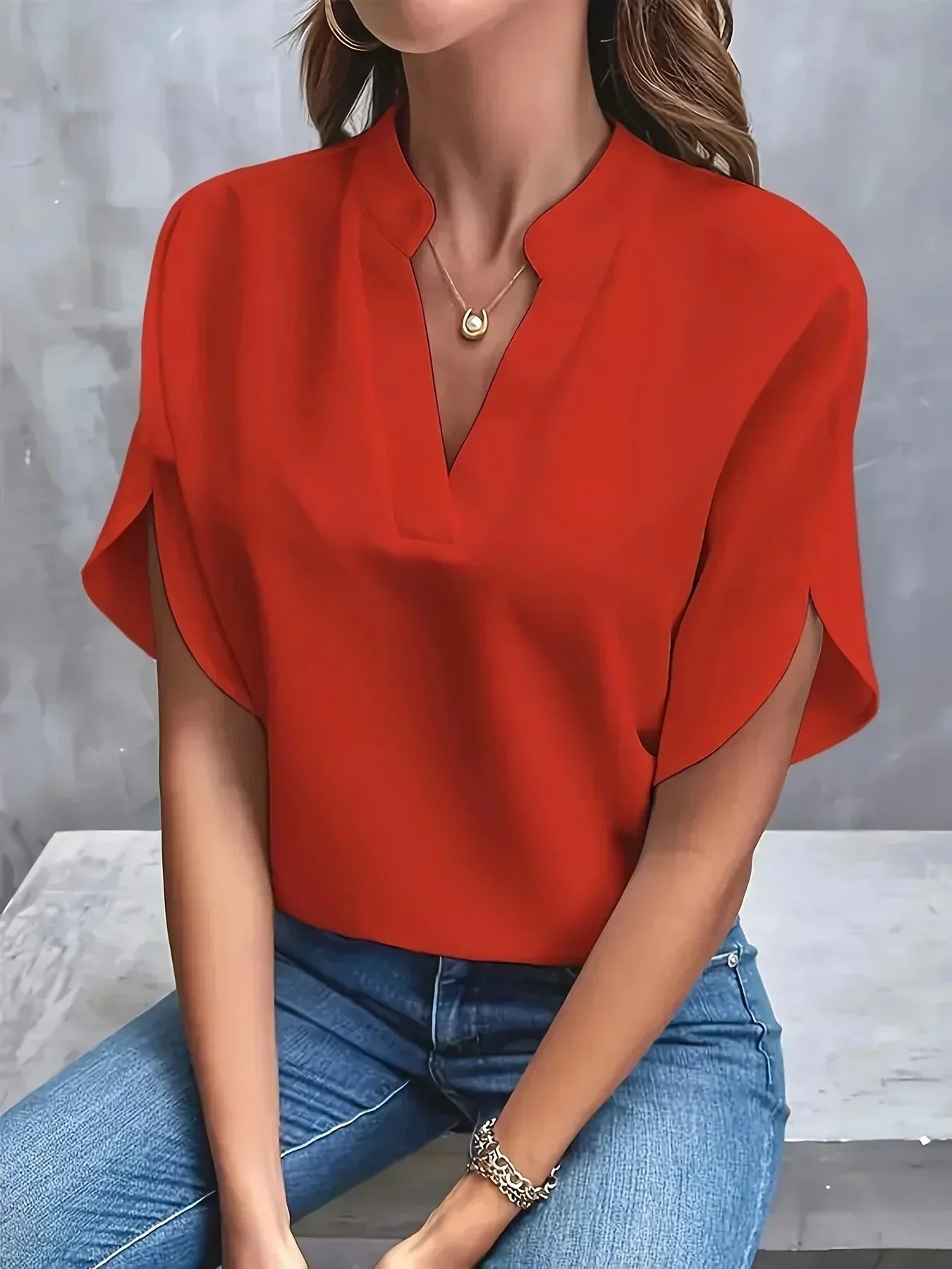 Women's Elegant V-Neck Blouse Relaxed Fit Lightweight Casual Work Top™ – Zeitlose Eleganz für jeden Anlass