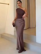 One-Shoulder Draped Maxi Dress™ – Elegante Asymmetrie für besondere Momente
