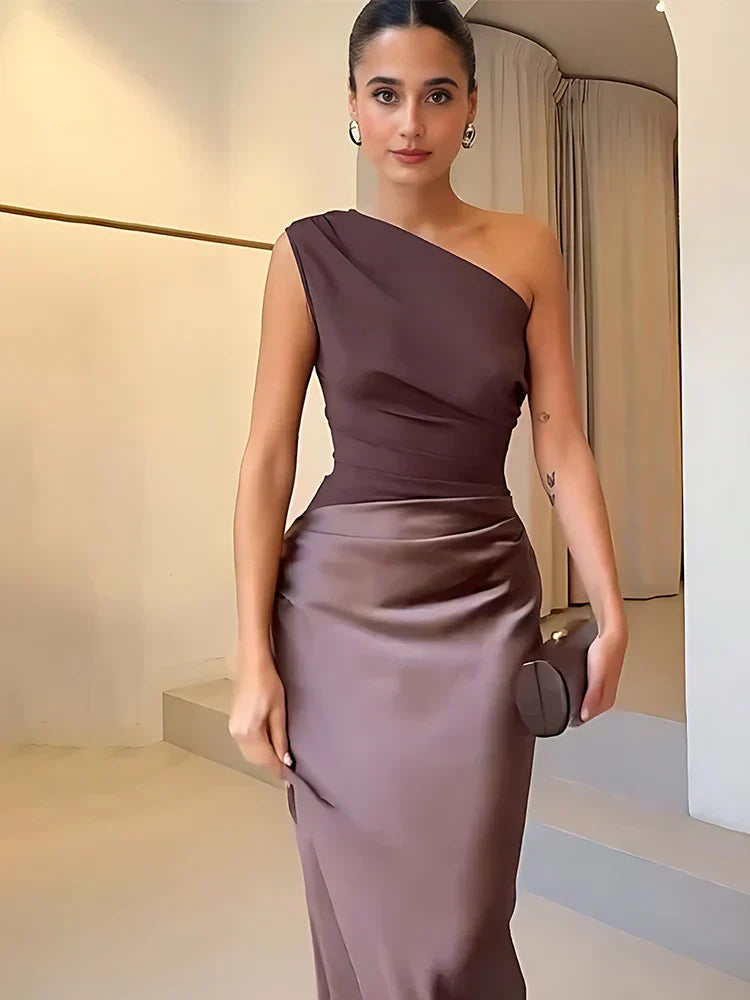 One-Shoulder Draped Maxi Dress™ – Elegante Asymmetrie für besondere Momente