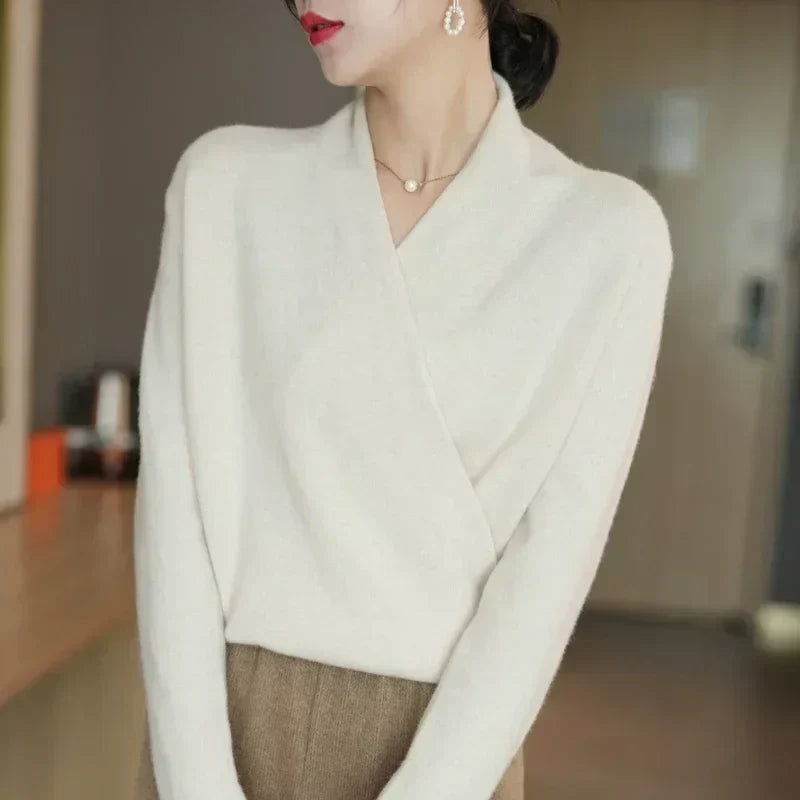 Mabel | Women's Spring Wrap Neck Knit Top™ – Eleganter Frühlingskomfort mit weiblichem Wickelausschnitt