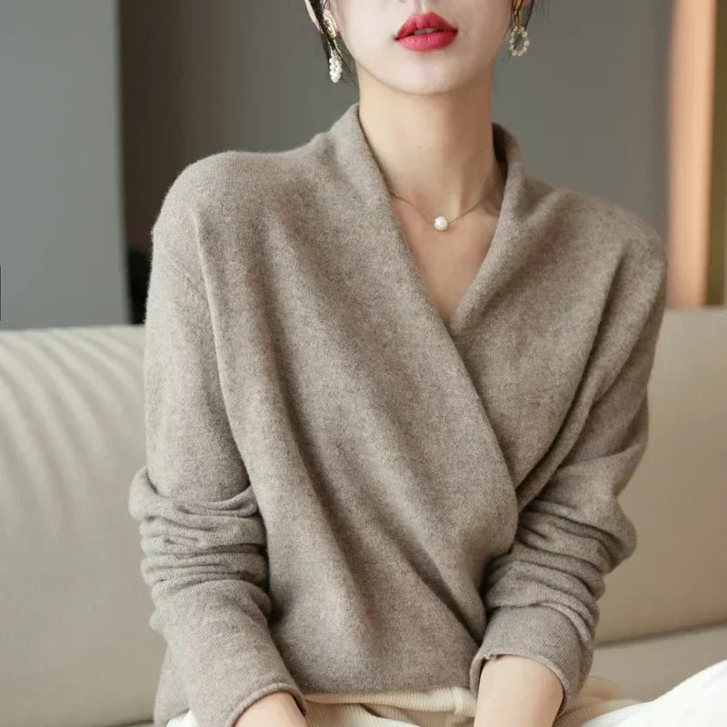 Mabel | Women's Spring Wrap Neck Knit Top™ – Eleganter Frühlingskomfort mit weiblichem Wickelausschnitt