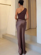 One-Shoulder Draped Maxi Dress™ – Elegante Asymmetrie für besondere Momente