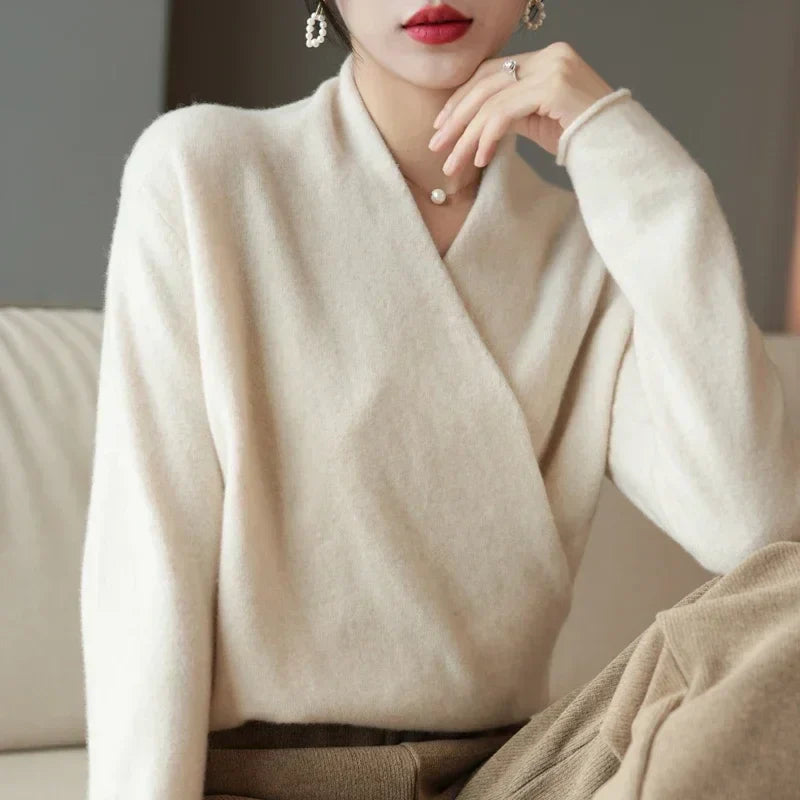 Mabel | Women's Spring Wrap Neck Knit Top™ – Eleganter Frühlingskomfort mit weiblichem Wickelausschnitt