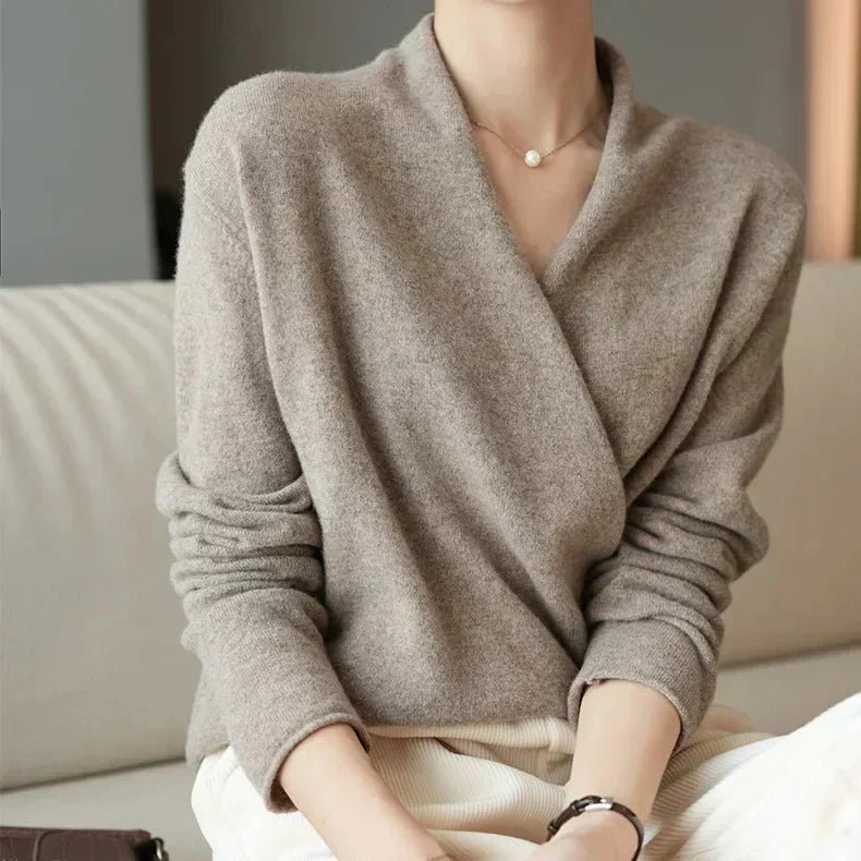 Mabel | Women's Spring Wrap Neck Knit Top™ – Eleganter Frühlingskomfort mit weiblichem Wickelausschnitt