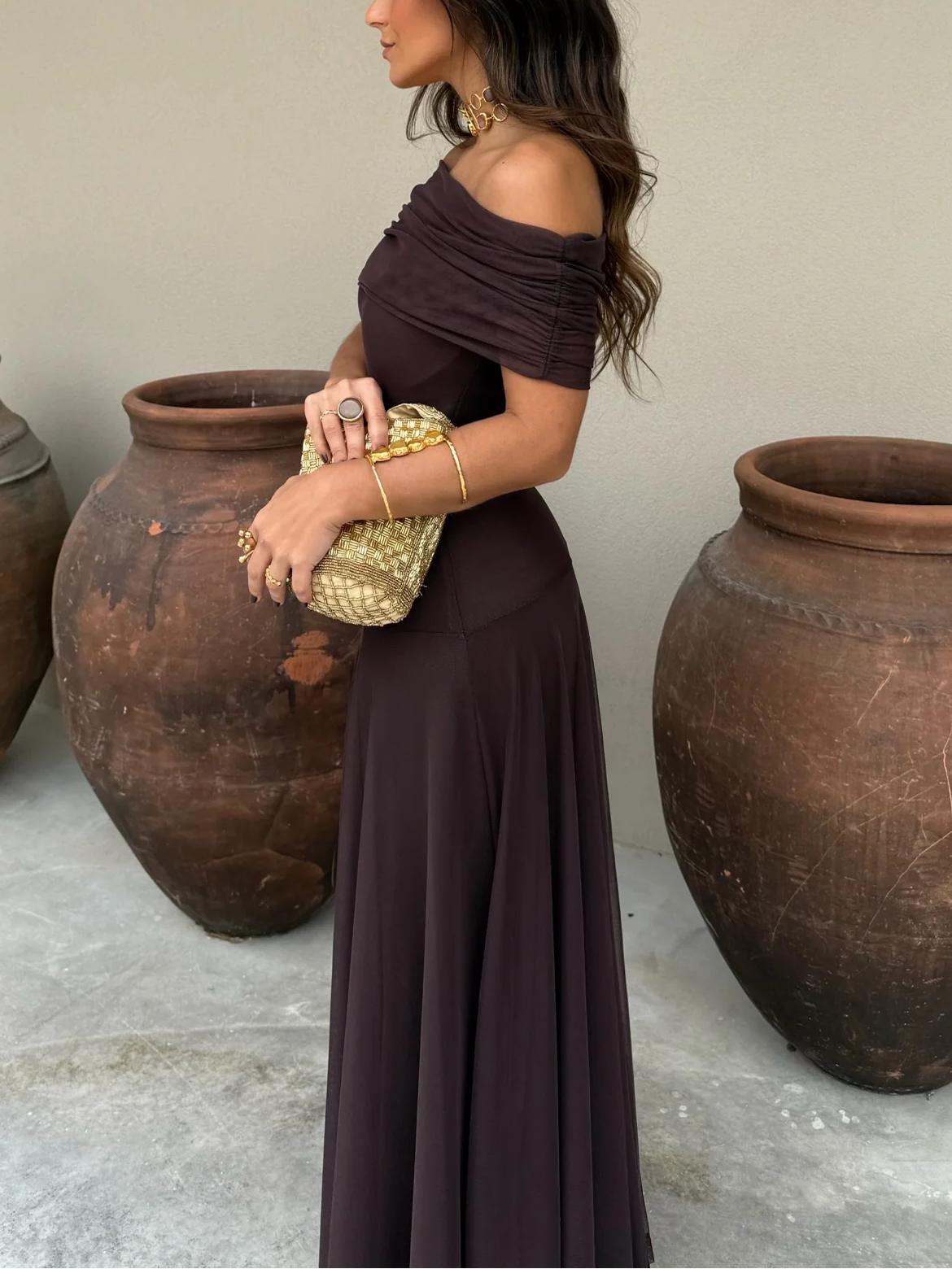 Women's Off Shoulder Maxi Dress with Fitted Waist™ – Elegante Silhouette für besondere Anlässe