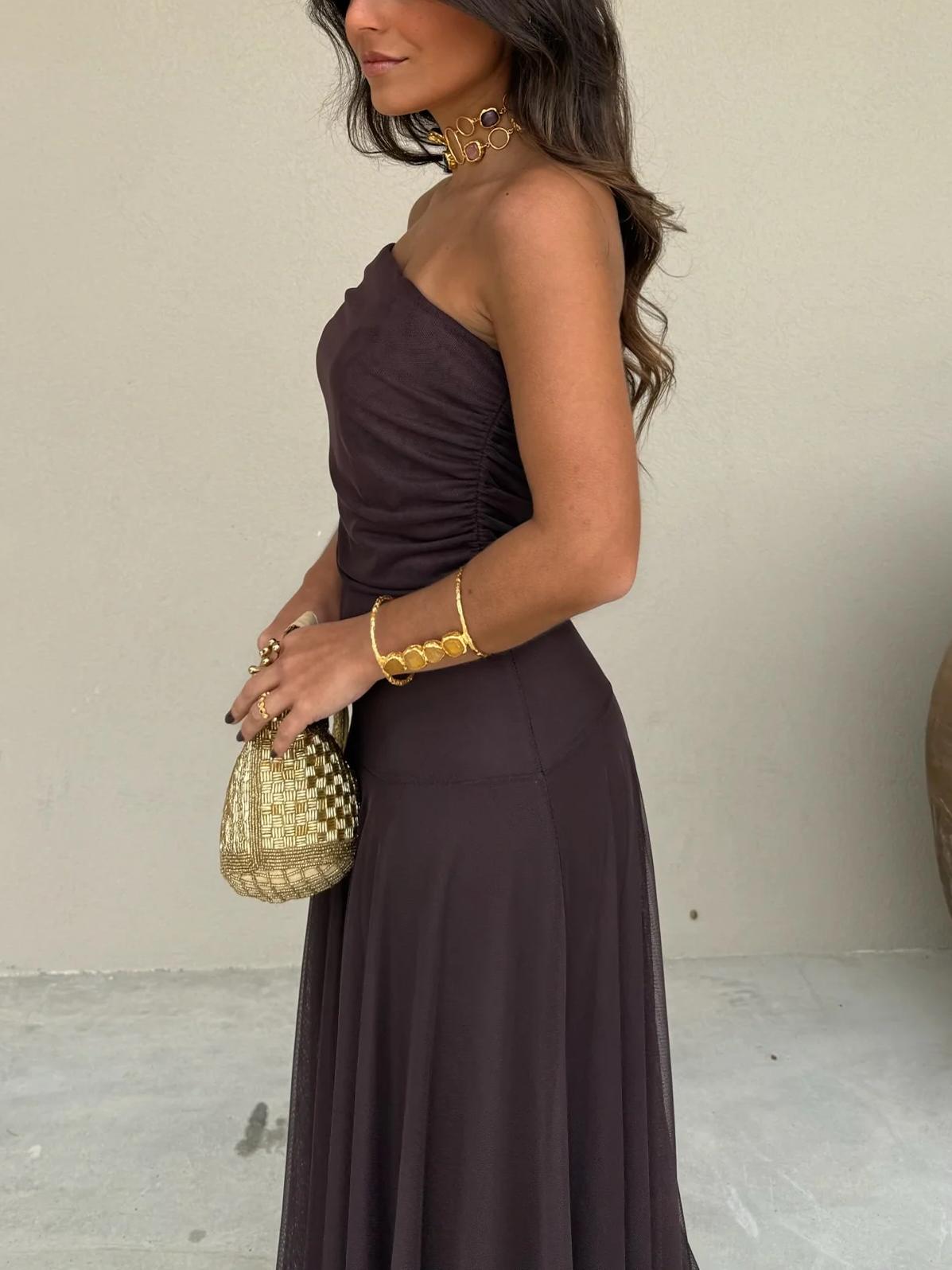 Women's Off Shoulder Maxi Dress with Fitted Waist™ – Elegante Silhouette für besondere Anlässe