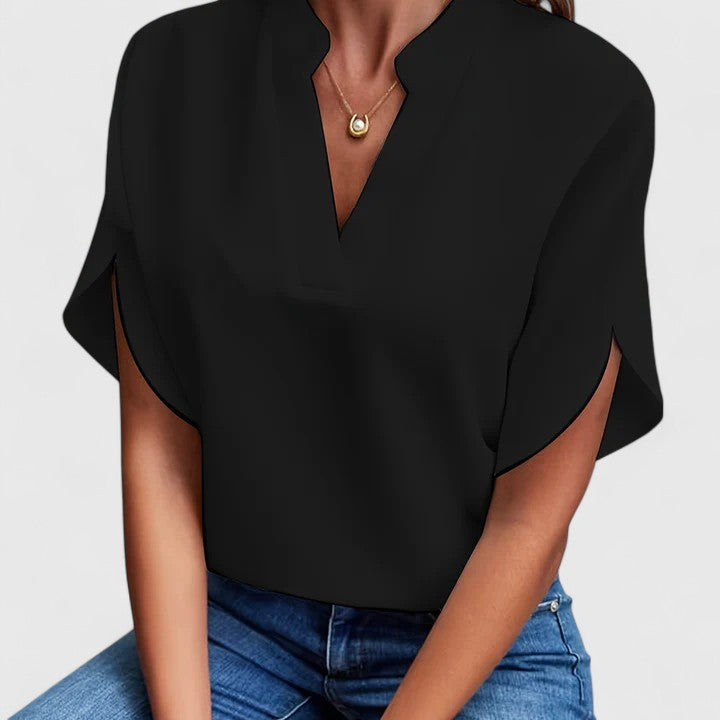 Soft Split-Neck Blouse™ – Elegante Leichtigkeit für jeden Tag