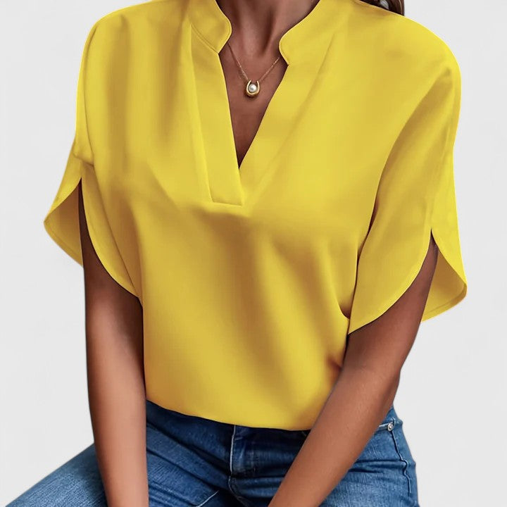 Soft Split-Neck Blouse™ – Elegante Leichtigkeit für jeden Tag