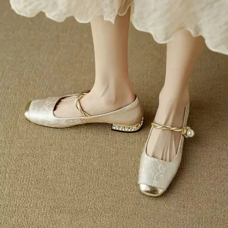 Square-Toe Orthopedic Embellished Flats™ – Elegante Unterstützung für den ganzen Tag