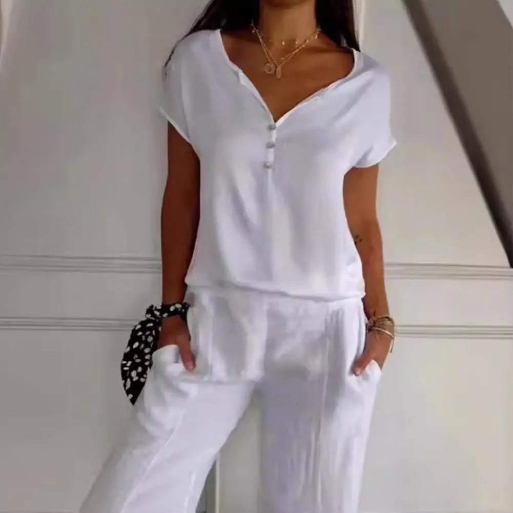 Relaxed Spring Button Top™ – Müheloser Komfort für den Frühling