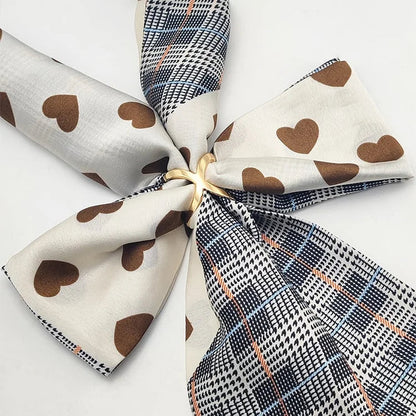 BloomLoop™ – Perlen-Schalclip, elegantes Styling-Accessoire für mühelose Eleganz in Sekunden [1 + 1 Gratis]