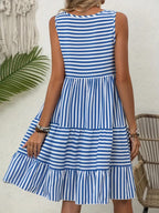 Women's Striped Sleeveless Relaxed Fit Tiered Summer Dress™ – Mühelose Eleganz für warme Tage
