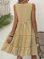 Women's Striped Sleeveless Relaxed Fit Tiered Summer Dress™ – Mühelose Eleganz für warme Tage
