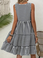 Women's Striped Sleeveless Relaxed Fit Tiered Summer Dress™ – Mühelose Eleganz für warme Tage