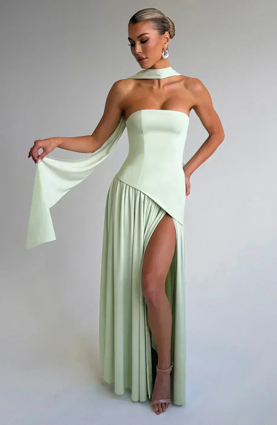 Women's Strapless Maxi Dress with High Slit and Draped Waist™ – Elegante Abendgarderobe für unvergessliche Auftritte
