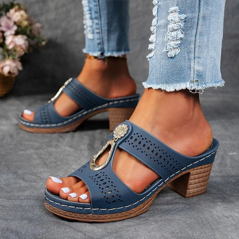 Women's Orthopedic Heeled Sandals with Buckle Strap and Cushioned Support™ – Eleganter Komfort für ganztägiges Wohlbefinden