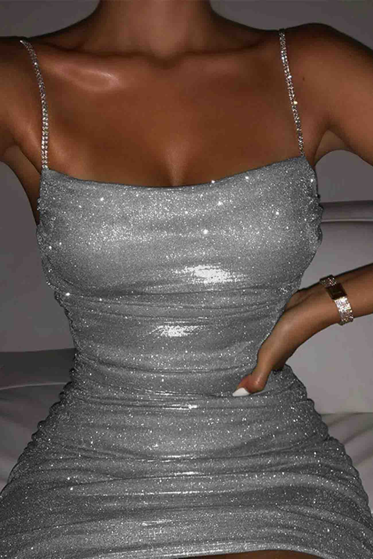 Rhinestone Ruched Dress for Women™ – Glamouröse Eleganz für besondere Anlässe